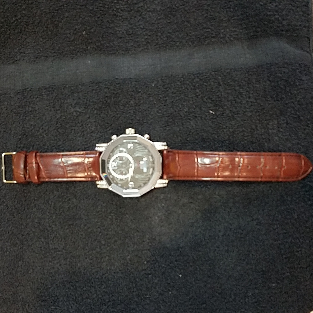Denacci Large Face Watch - image 2
